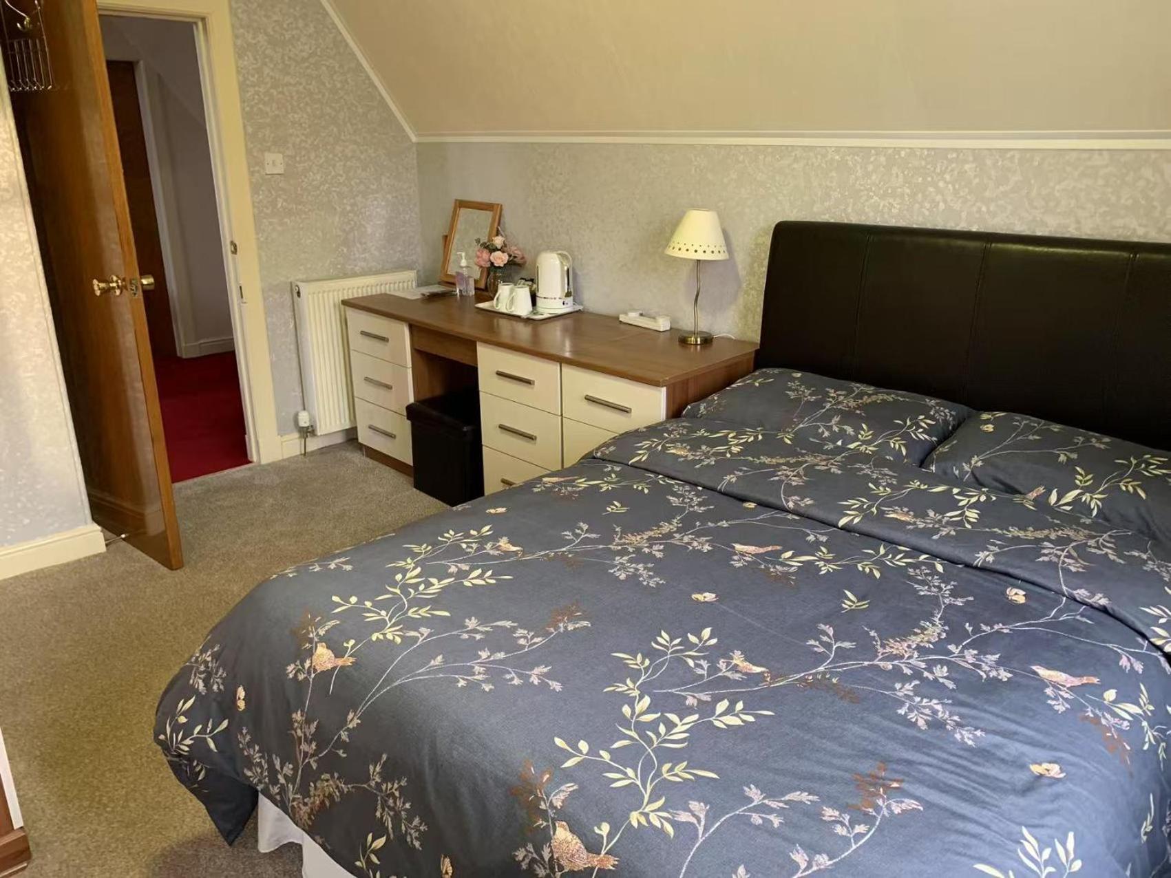 Hotel Hillhouse Edynburg Zewnętrze zdjęcie